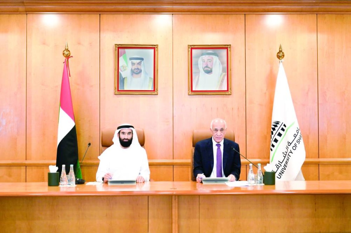 عصام الدين عجمي وعبدالله علي الفلاسي