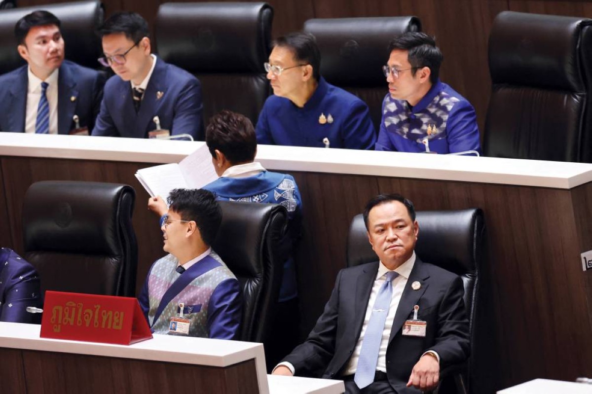 البرلمان التايلاندي يصوت على اختيار تشارنفيراكول رئيساً جديداً للوزراء