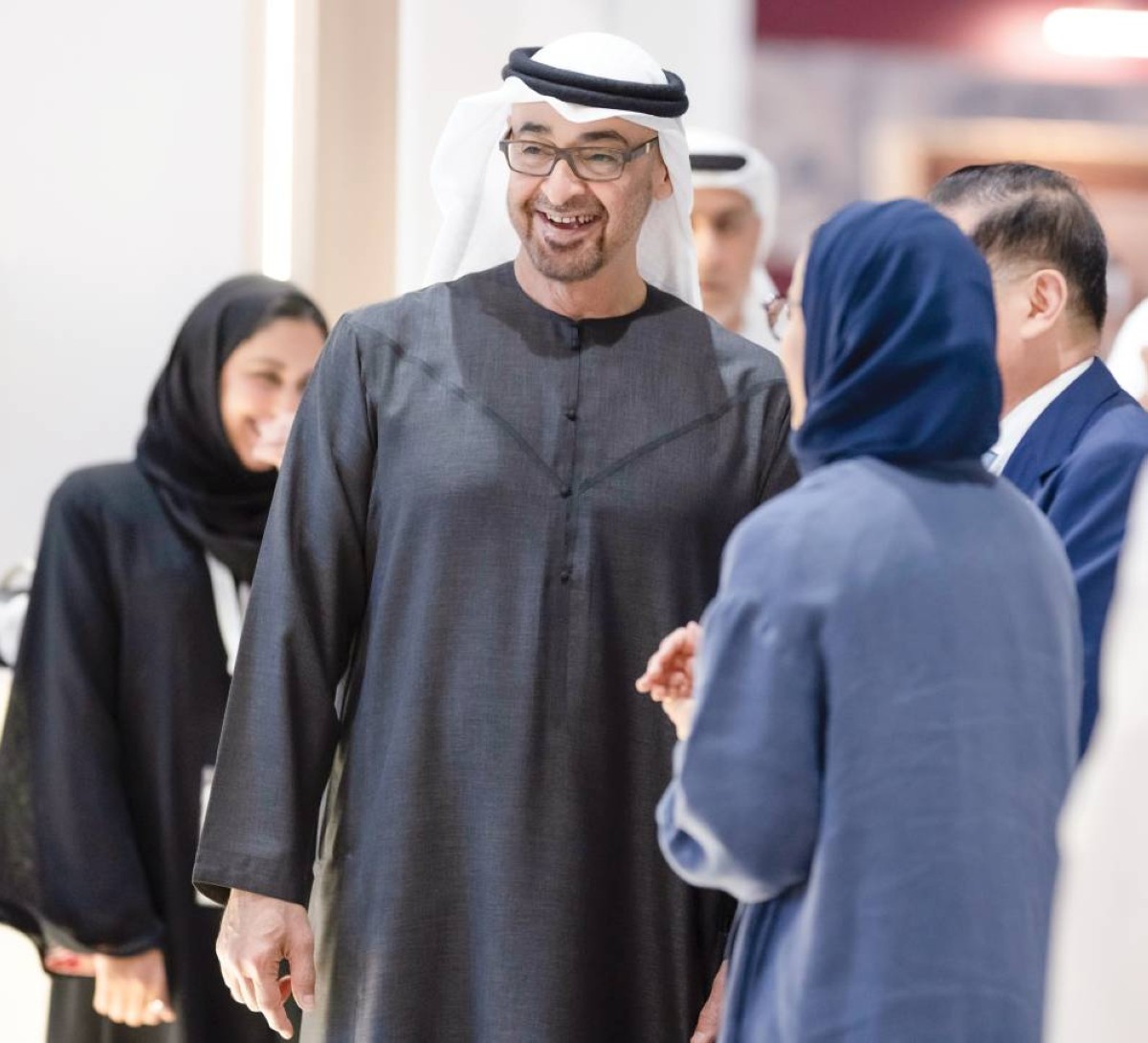  محمد بن زايد خلال الجولة 