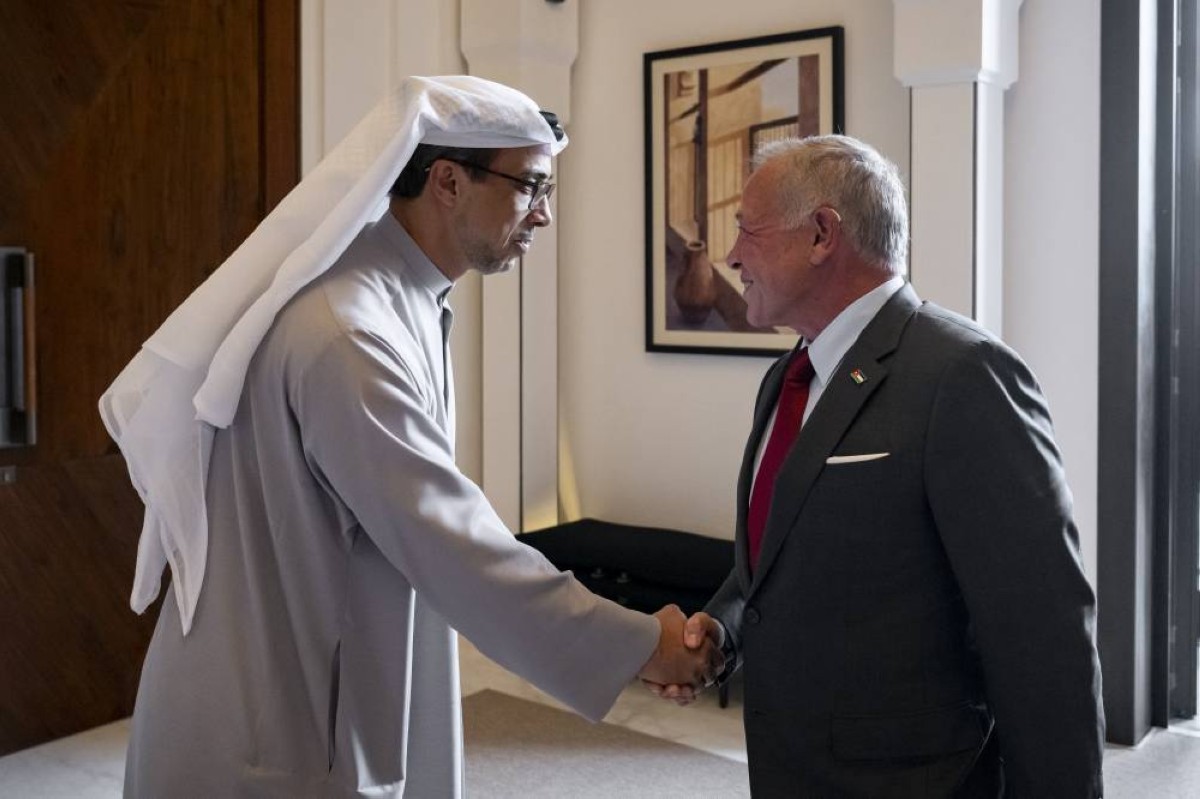 ABU DHABI, UNITED ARAB EMIRATES - September 07, 2025: HH Sheikh Mansour bin Zayed Al Nahyan, UAE Vice President and Deputy Prime Minister (L), greets HM King Abdullah II, King of Jordan (R), before a meeting at Al Shati Palace.
( Hamad Al Kaabi / UAE Presidential Court )
---