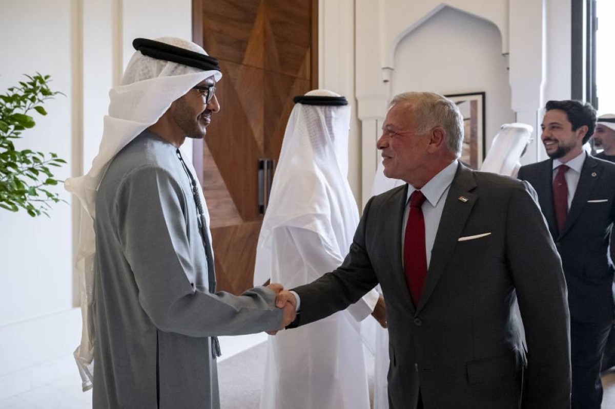 ABU DHABI, UNITED ARAB EMIRATES - September 07, 2025: HH Sheikh Abdullah bin Zayed Al Nahyan, UAE Deputy Prime Minister and Minister of Foreign Affairs (L), greets HM King Abdullah II, King of Jordan (R), before a meeting at Al Shati Palace.
( Hamad Al Kaabi / UAE Presidential Court )
---