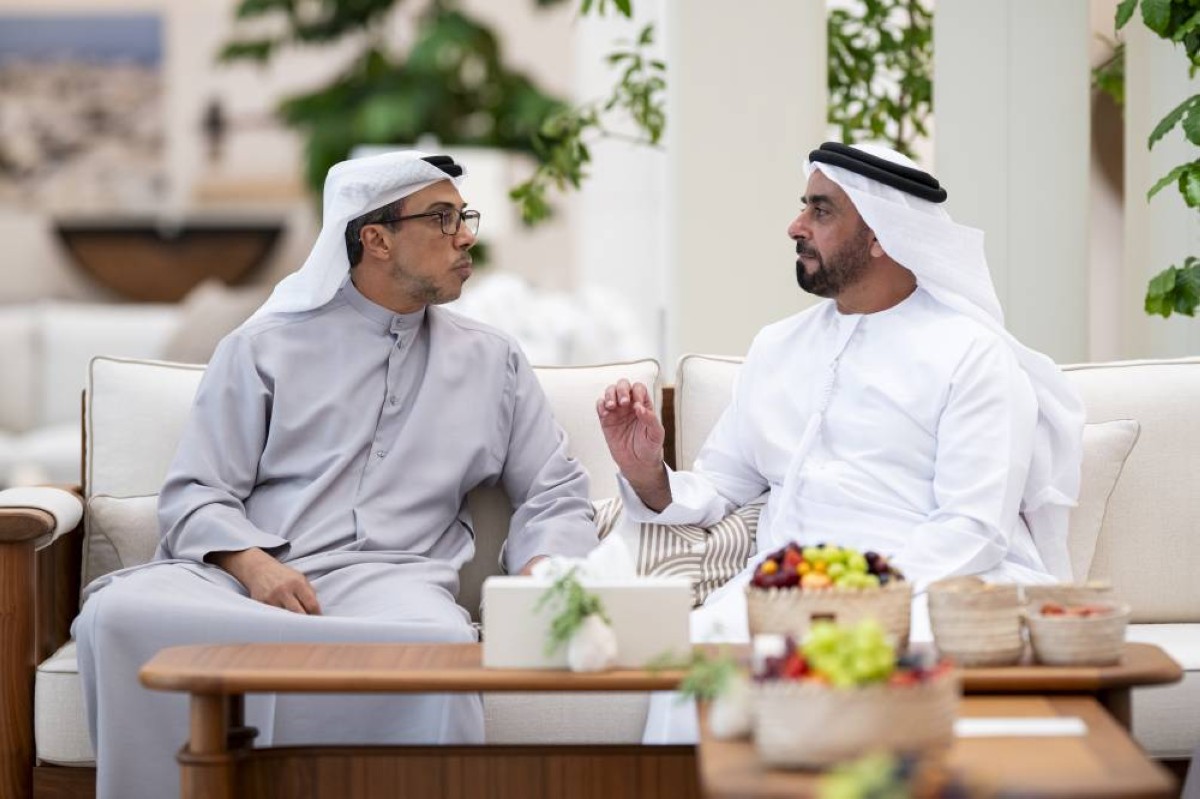 ABU DHABI, UNITED ARAB EMIRATES - September 07, 2025: HH Sheikh Mansour bin Zayed Al Nahyan, UAE Vice President and Deputy Prime Minister (L) speaks with HH Lt General Sheikh Saif bin Zayed Al Nahyan, UAE Deputy Prime Minister and Minister of Interior (R), during a meeting at Al Shati Palace.
( Hamad Al Kaabi / UAE Presidential Court )
---
