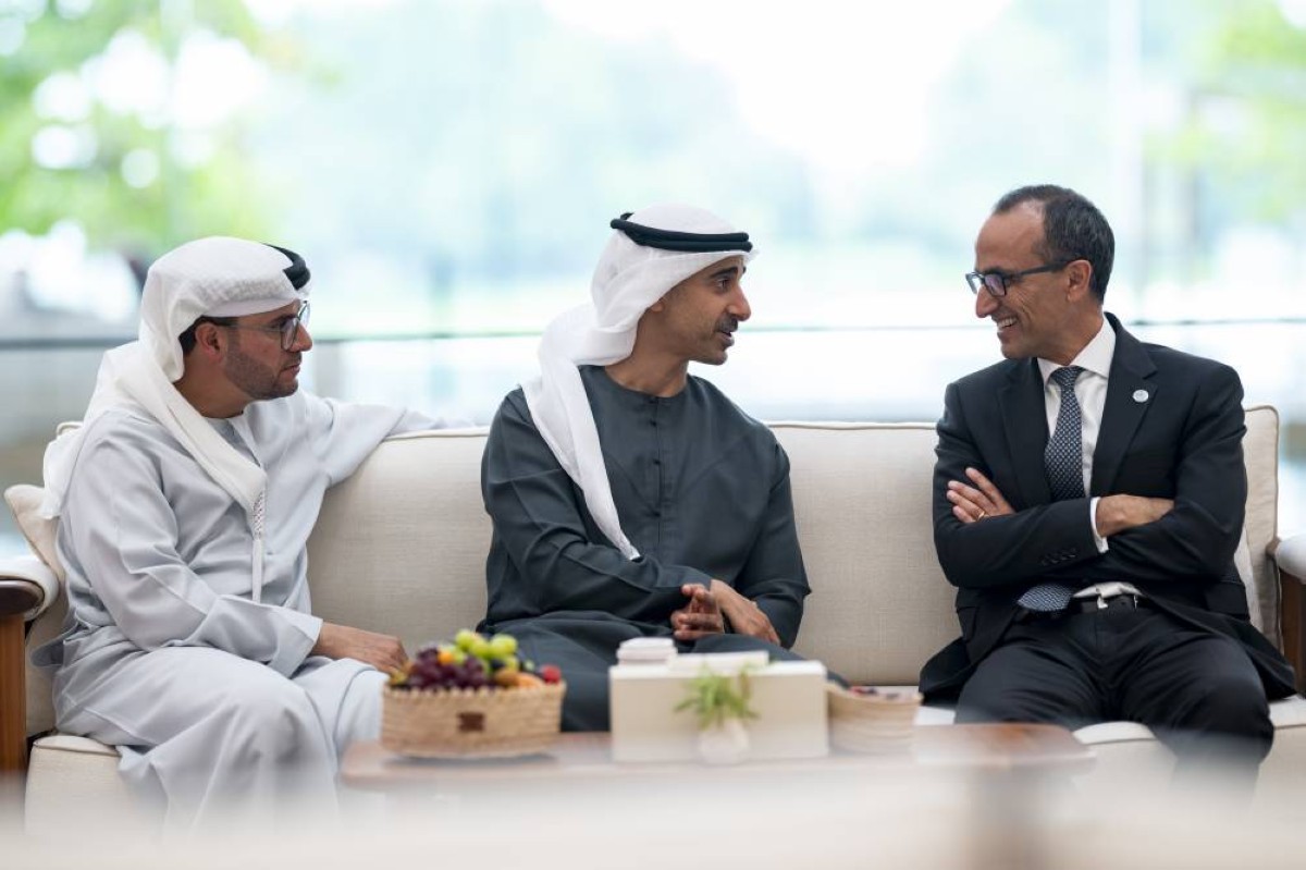 ABU DHABI, UNITED ARAB EMIRATES - September 07, 2025: (L-R) HE Dr Ahmed Mubarak Al Mazrouei, Abu Dhabi Executive Council member and Chairman of the Abu Dhabi Executive Office, HH Sheikh Hamdan bin Mohamed bin Zayed Al Nahyan, Deputy Chairman of the Presidential Court for Special Affairs, attend a meeting with HM King Abdullah II, King of Jordan (not shown), at Al Shati Palace.
( Hamad Al Kaabi / UAE Presidential Court )
---