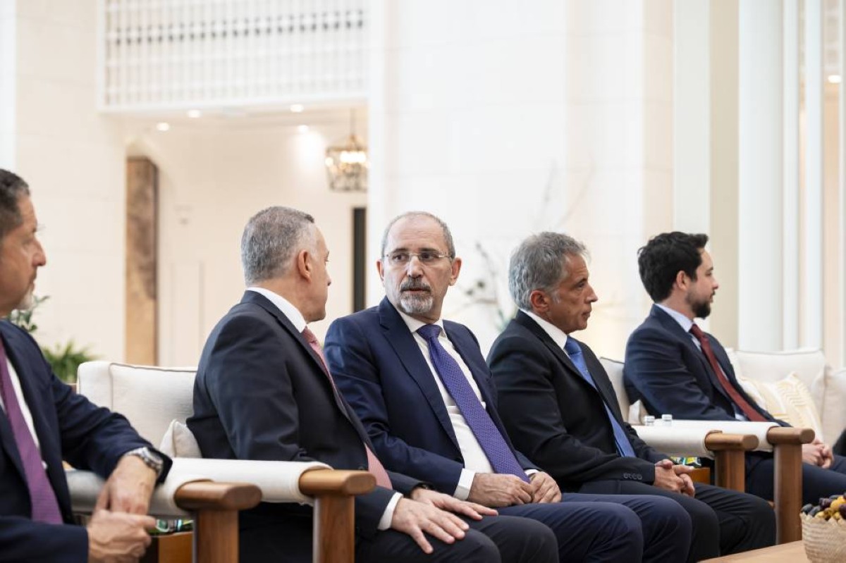 ABU DHABI, UNITED ARAB EMIRATES - September 07, 2025: (3rd L-R) HE Ayman Safadi Deputy Prime Minister and Minister of Foreign Affairs and Expatriates of Jordan, HE Jafar Hassan, Prime Minister of Jordan, and HRH Hussein bin Abdullah, Crown Prince of Jordan, attend a meeting at Al Shati Palace. 
( Ryan Carter / UAE Presidential Court )
---
