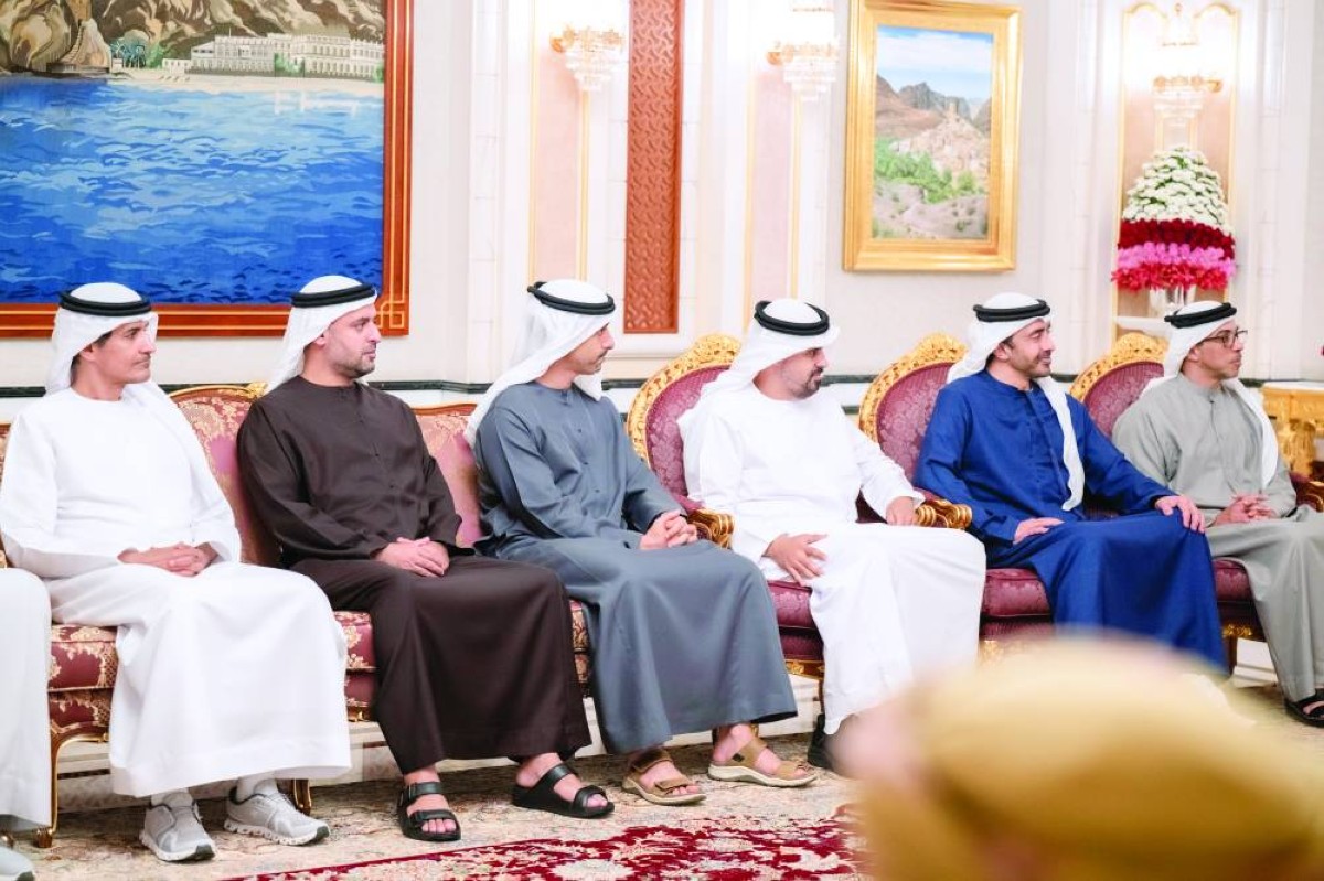 منصور وعبدالله بن زايد وذياب وحمدان بن محمد بن زايد ومحمد بن حمد بن طحنون وعلي الشامسي