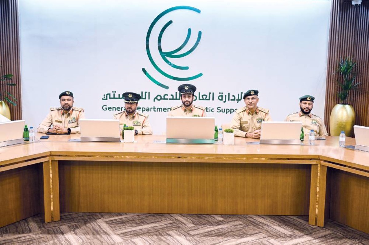 أحمد المهيري خلال الزيارة