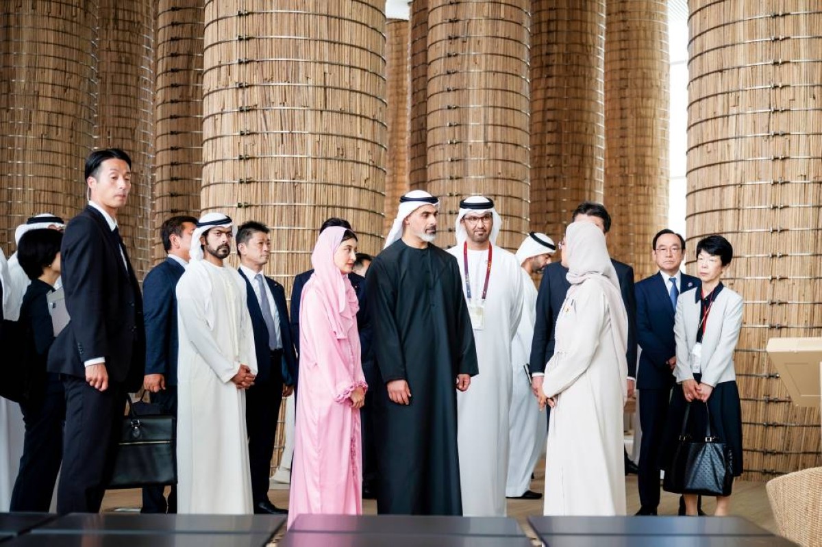 خالد بن محمد متفقداً جناح الإمارات في إكسبو 2025 أوساكا بحضور خليفة بن طحنون وسلطان الجابر  