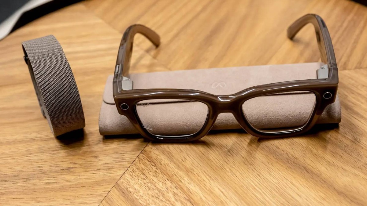 الجيل الجديد من نظارات "ميتا" الذكية يرى ويسمع ويتكلم بأقل من 800 دولار