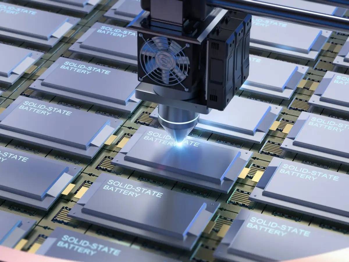 بطارية خارقة تدوم 5000 ساعة وتحافظ على 91% من سعتها بعد ألف دورة