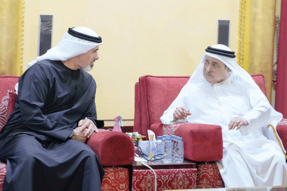 خالد بن محمد بن زايد يعزي فيصل بن خالد