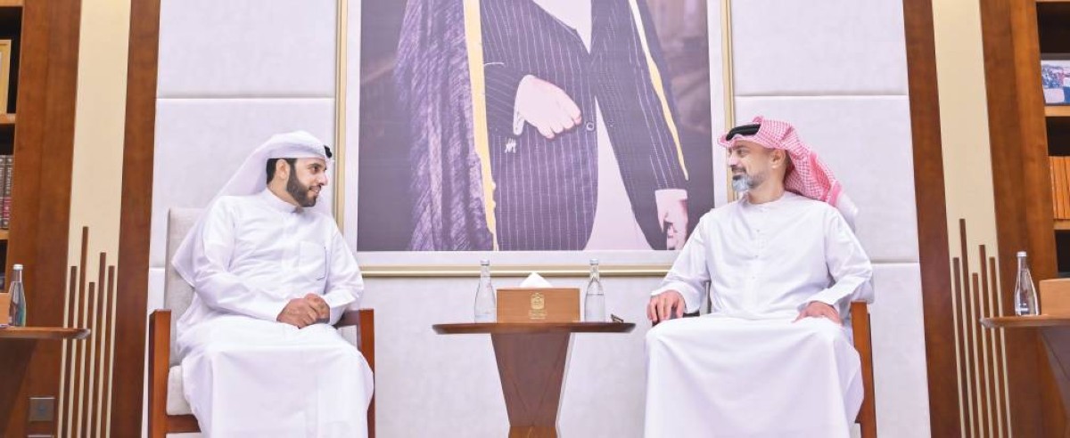 عمار بن حميد خلال استقبال راشد القبيسي