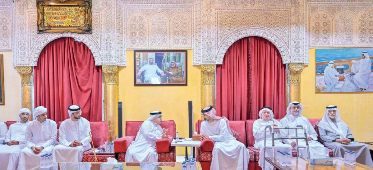 سلطان بن محمد بن سلطان وعمار النعيمي ونهيان بن مبارك خلال العزاء


