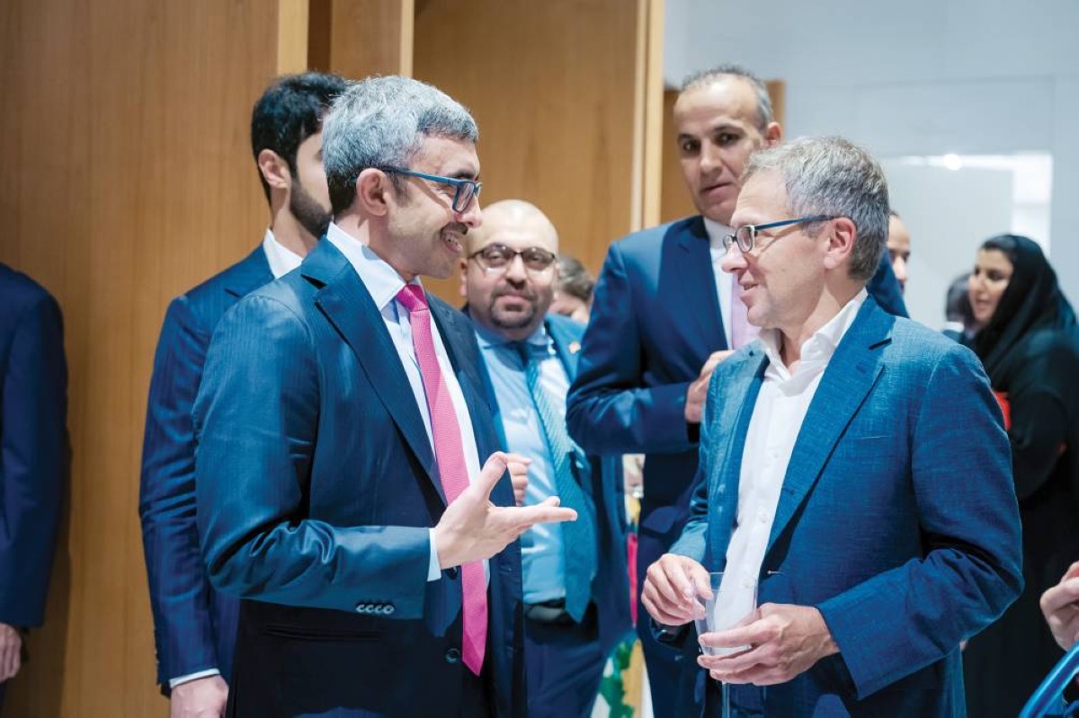 عبدالله بن زايد خلال اللقاءات