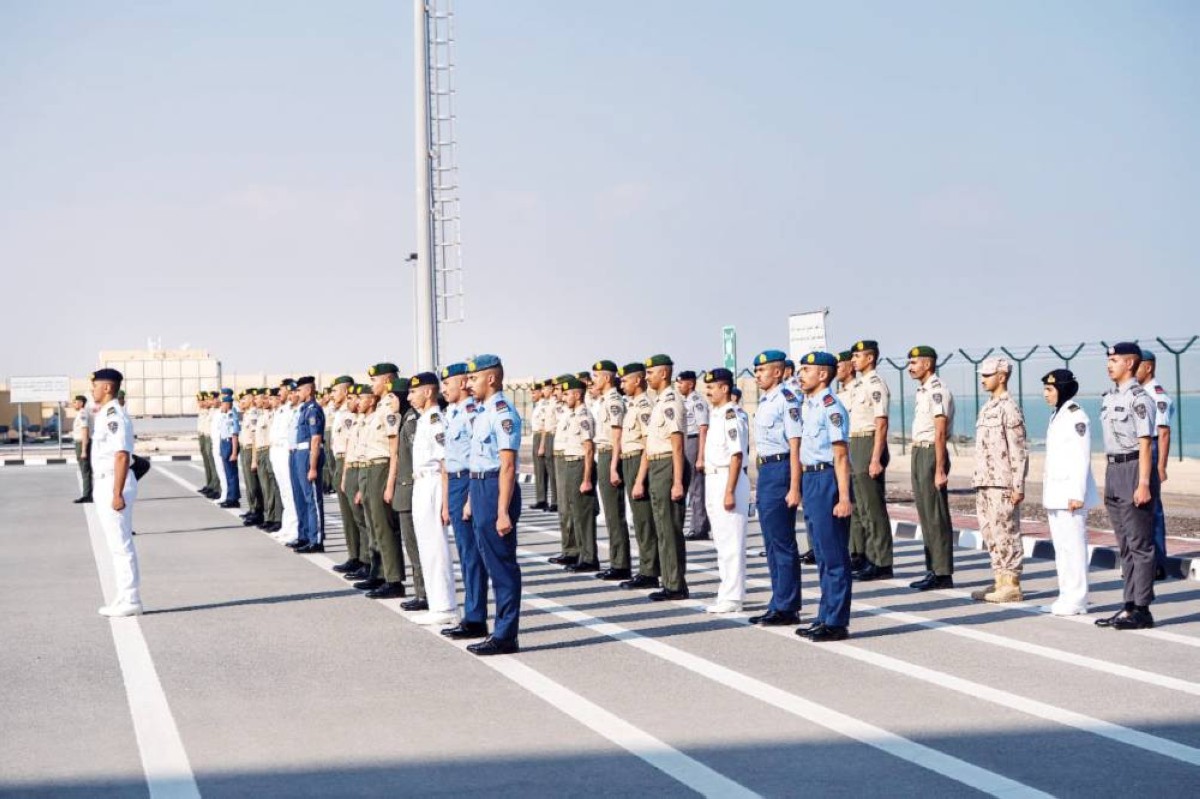 تقديم تعليم أكاديمي وعسكري متكامل 
