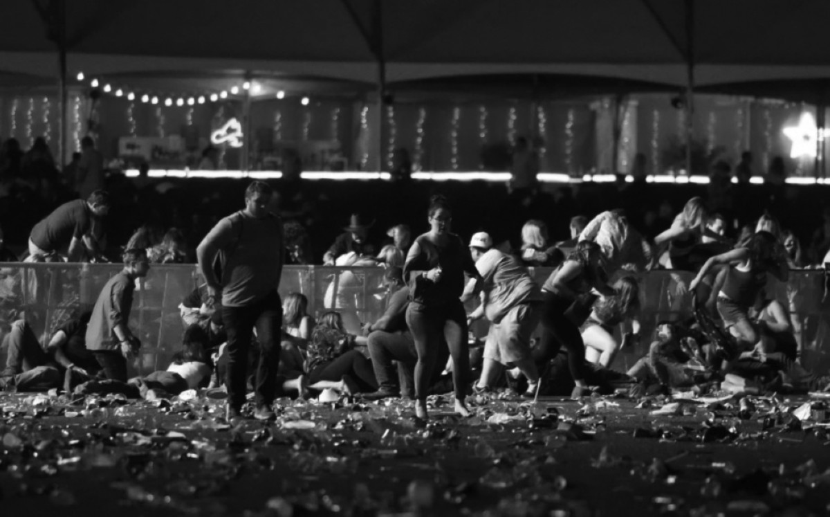 2017 مقتل 58 شخصاً وإصابة 515 في حادثة إطلاق نار في لاس فيغاس بالولايات المتحدة.
