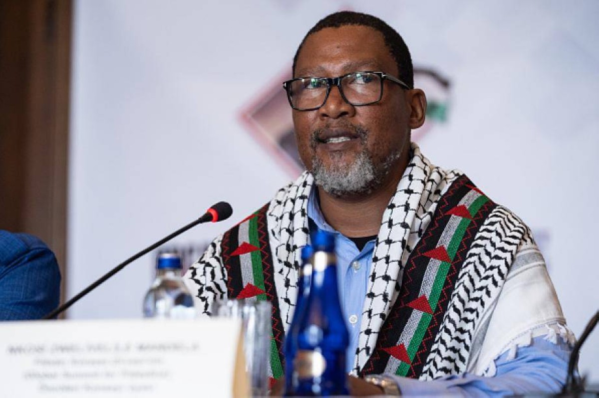  ماندلا مانديلا – حفيد نيلسون مانديلا