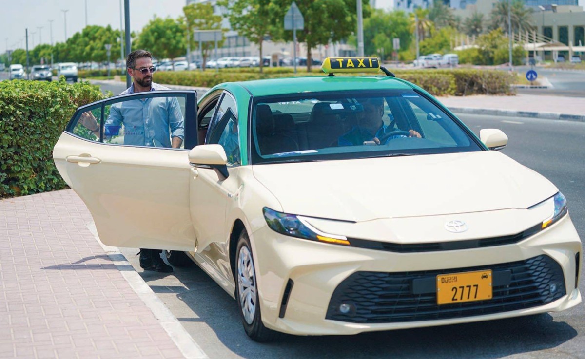 جهود متواصلة بدبي لتجويد خدمات مركبات الأجرة