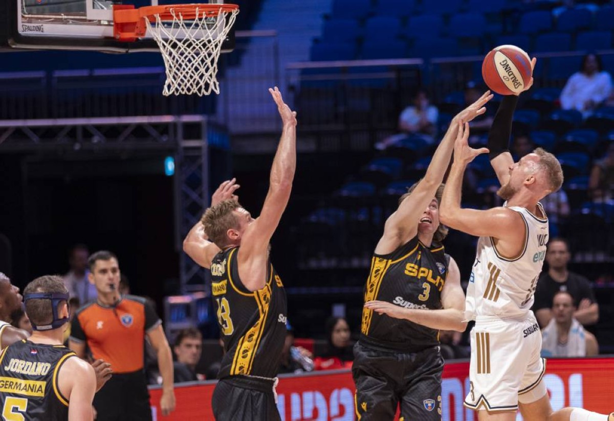 تصوير: دينيس مالاري