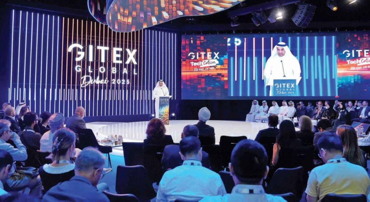 محمد لوتاه يلقي كلمته خلال جلسة «باور سميت»