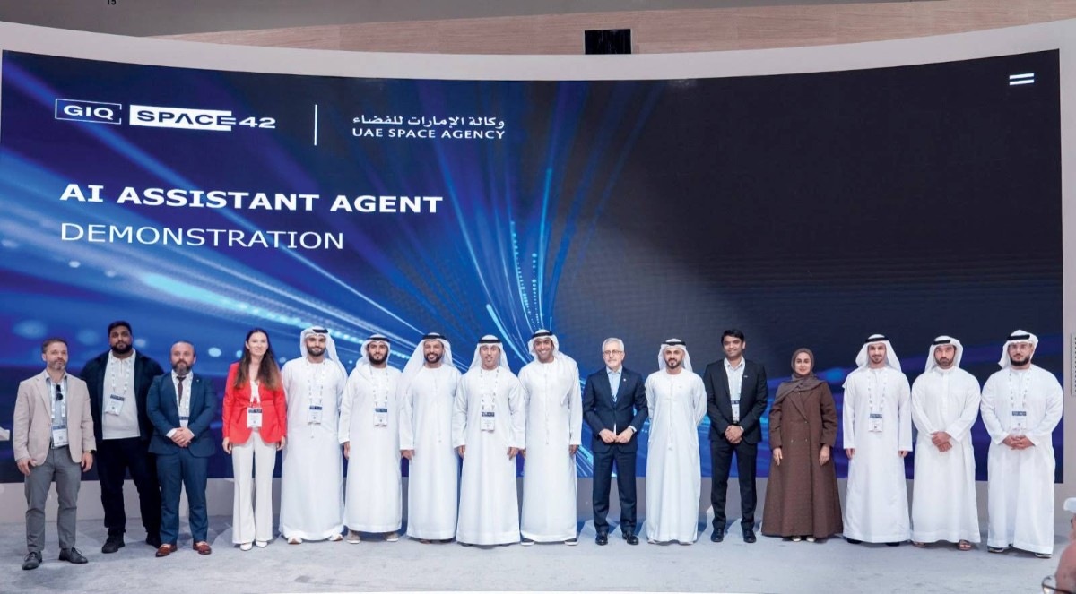 أحمد الفلاسي وفريق الوكالة وسبيس 42 عقب تدشين المركز