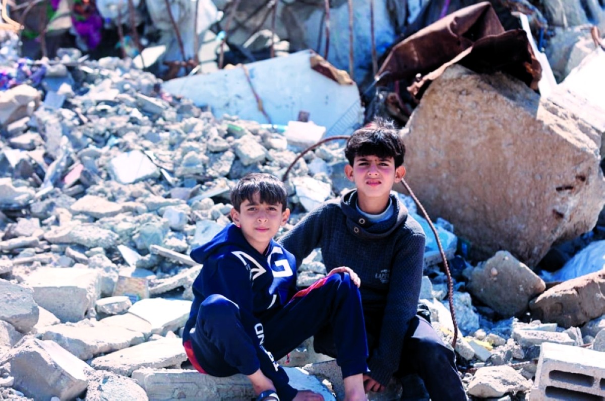 الذخائر غير المنفجرة موت صامت يلاحق أطفال غزة