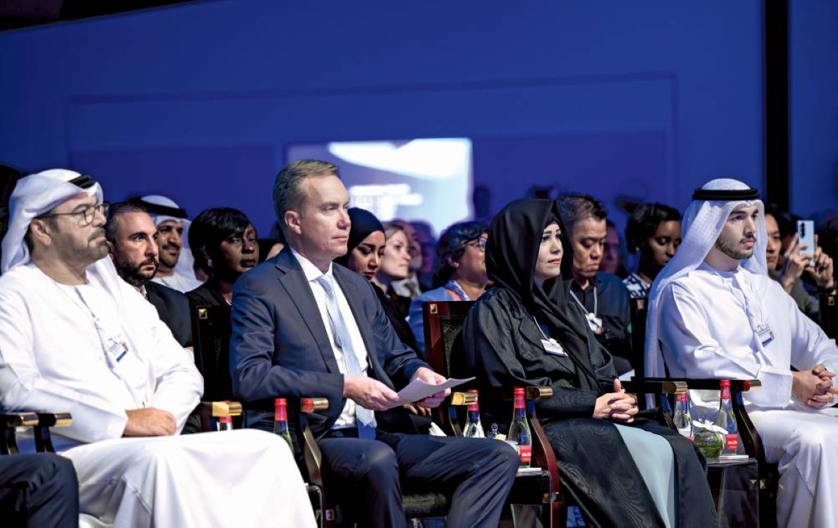 لطيفة بنت محمد ومحمد بن راشد بن محمد ومحمد القرقاوي وبورغ برينده 