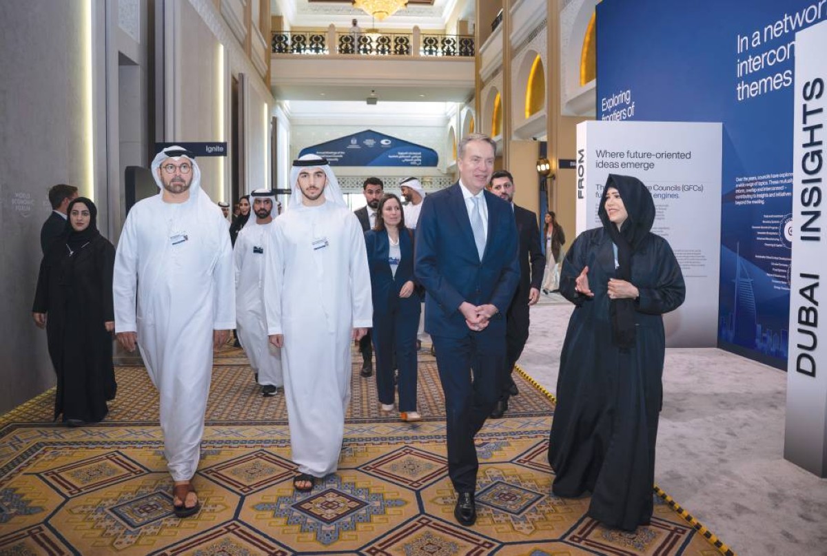 لطيفة بنت محمد خلال فعاليات مجالس المستقبل بحضور محمد بن راشد بن محمد ومحمد القرقاوي وبورغ برينده
