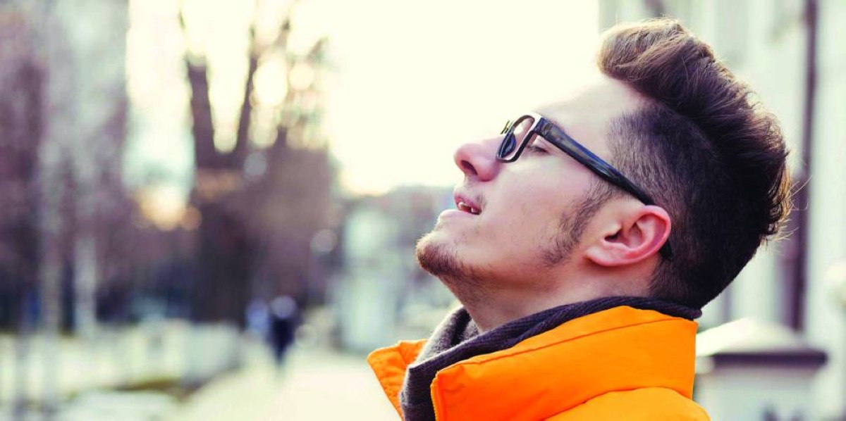 التنفس بعمق «يعيد ضبط» مرونة الرئتين