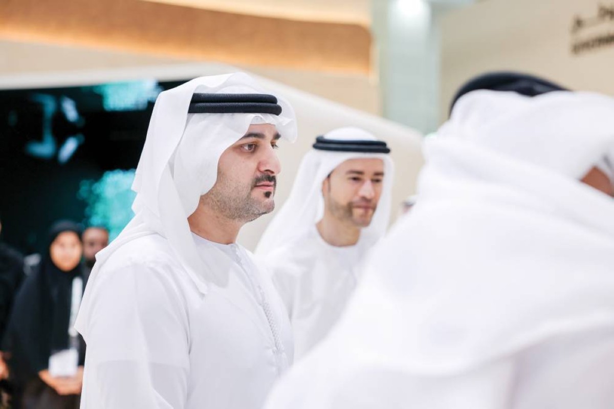 سموه يطلع على المبادرات الرقمية لوزارة المالية بحضور محمد الحسيني