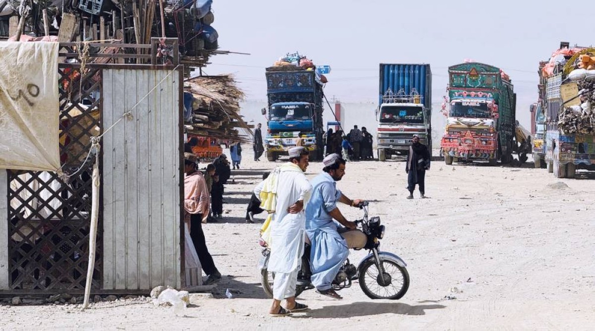 لاجئون أفغان بمنطقة تشامان الحدودية يستعدون للعودة إلى منازلهم