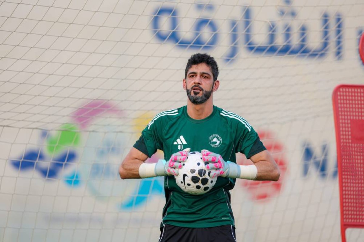 عودة عادل الحوسني لحماية عرين الشارقة بعد غياب 160 يوماً