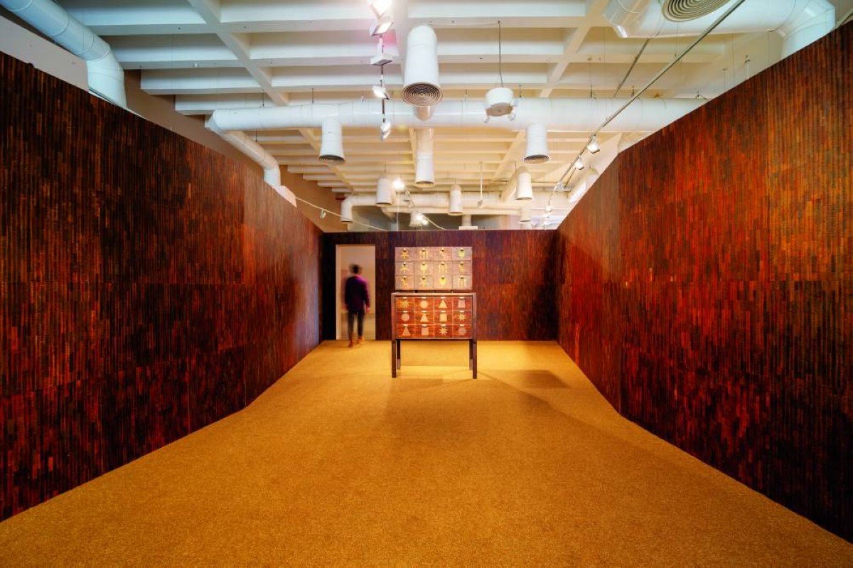 إبداعات عصرية جاذبة بلمسات ومضامين تراثية