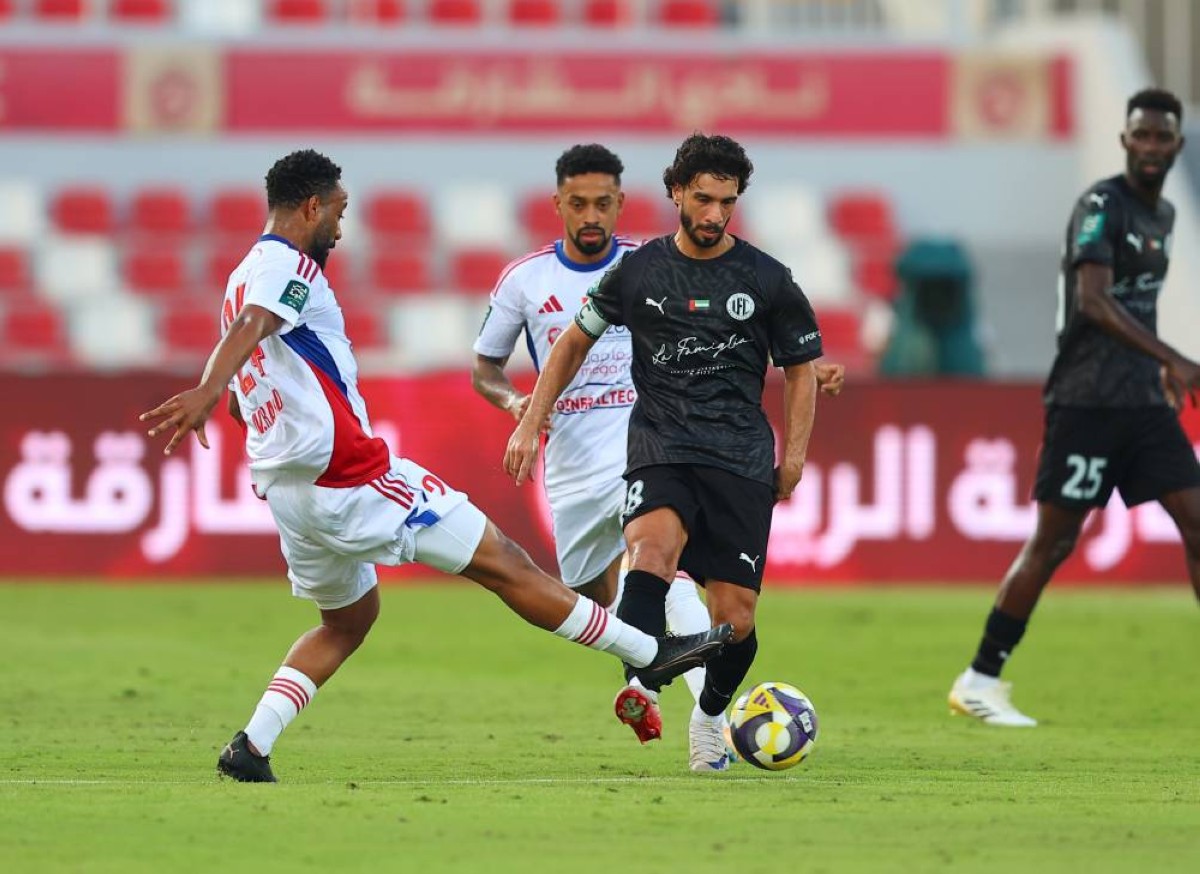 يونايتد «بيرلو» يطيح بالشارقة من الدور الـ 16