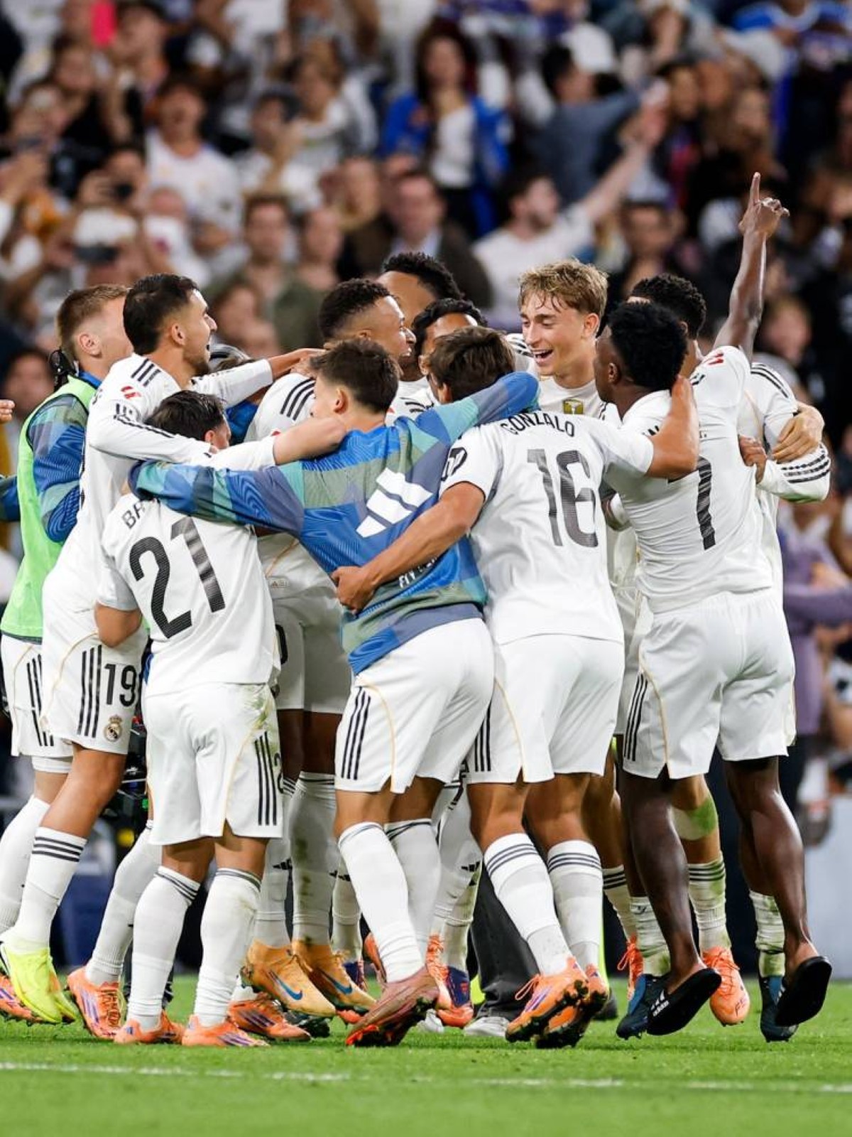 ترتيب الدوري الإسباني بعد فوز ريال مدريد على برشلونة في الكلاسيكو