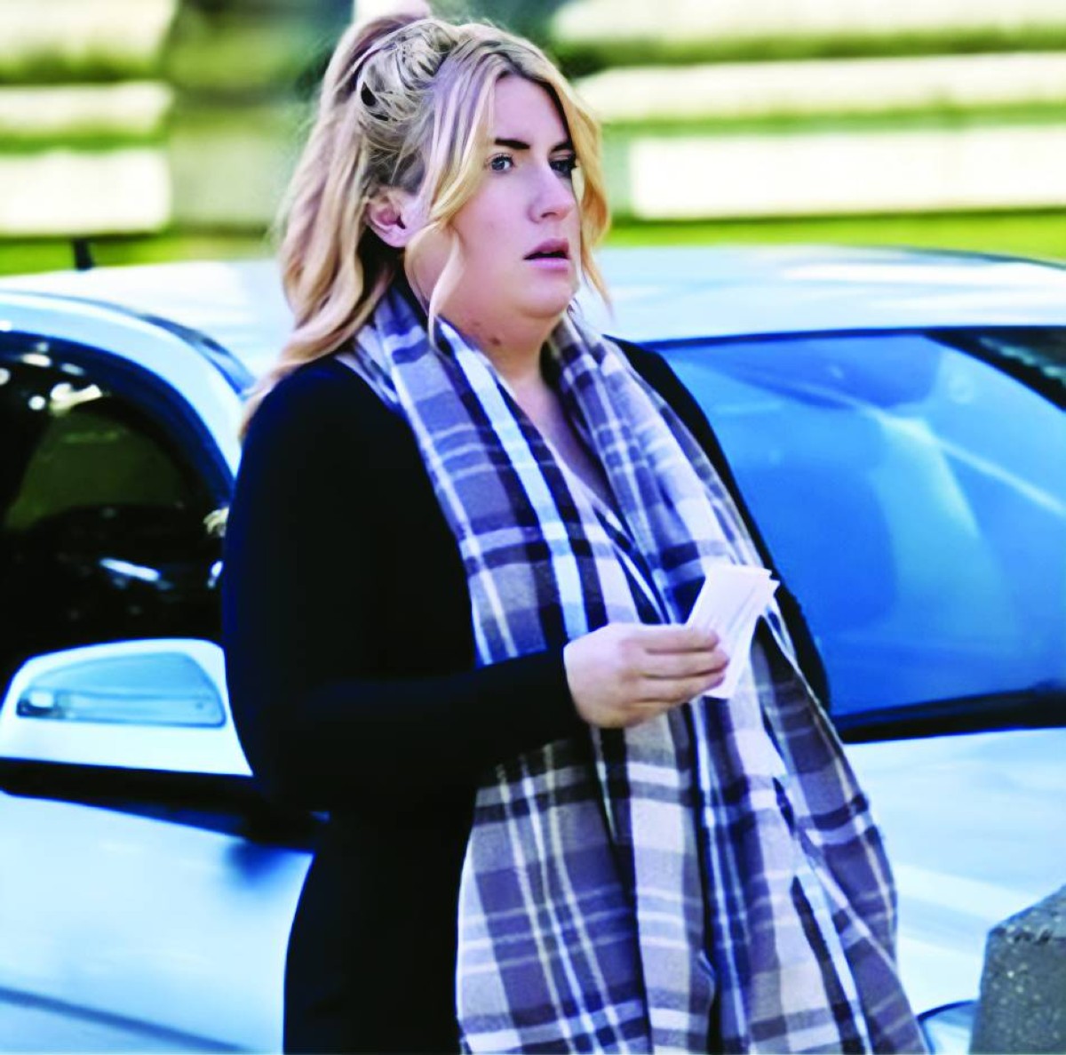 عروس محتالة تستولي على 12 ألف جنيه إسترليني بفضل «زفاف وهمي»