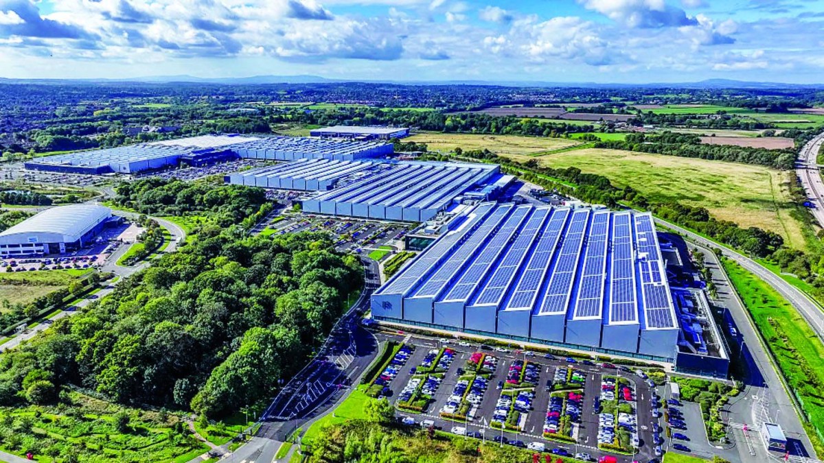 الهجوم الإلكتروني على جاكوار لاند روفر يحمل درساً خطيراً للشركات