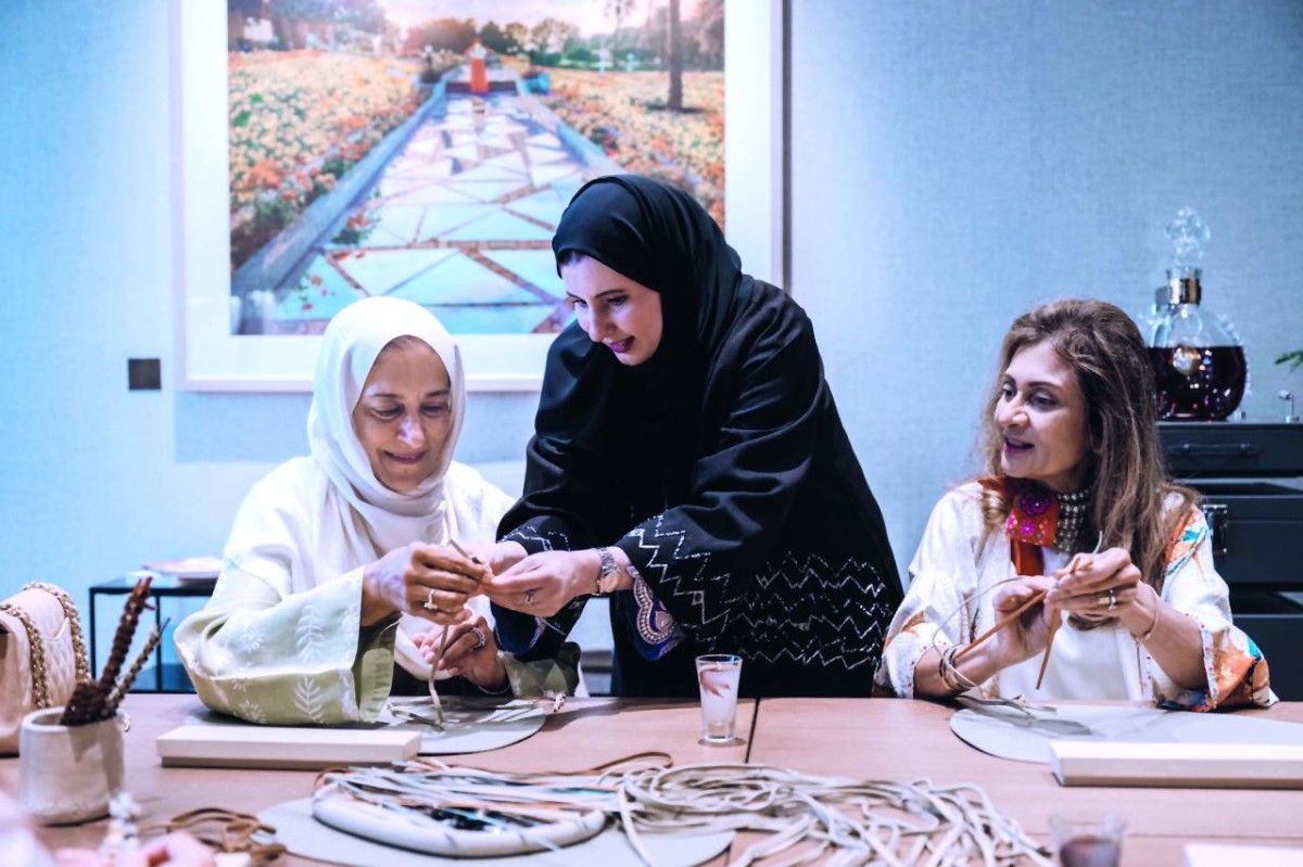 خلال فعاليات ومشاركات مجلس «إرثي» للحرف المعاصرة المختلفة