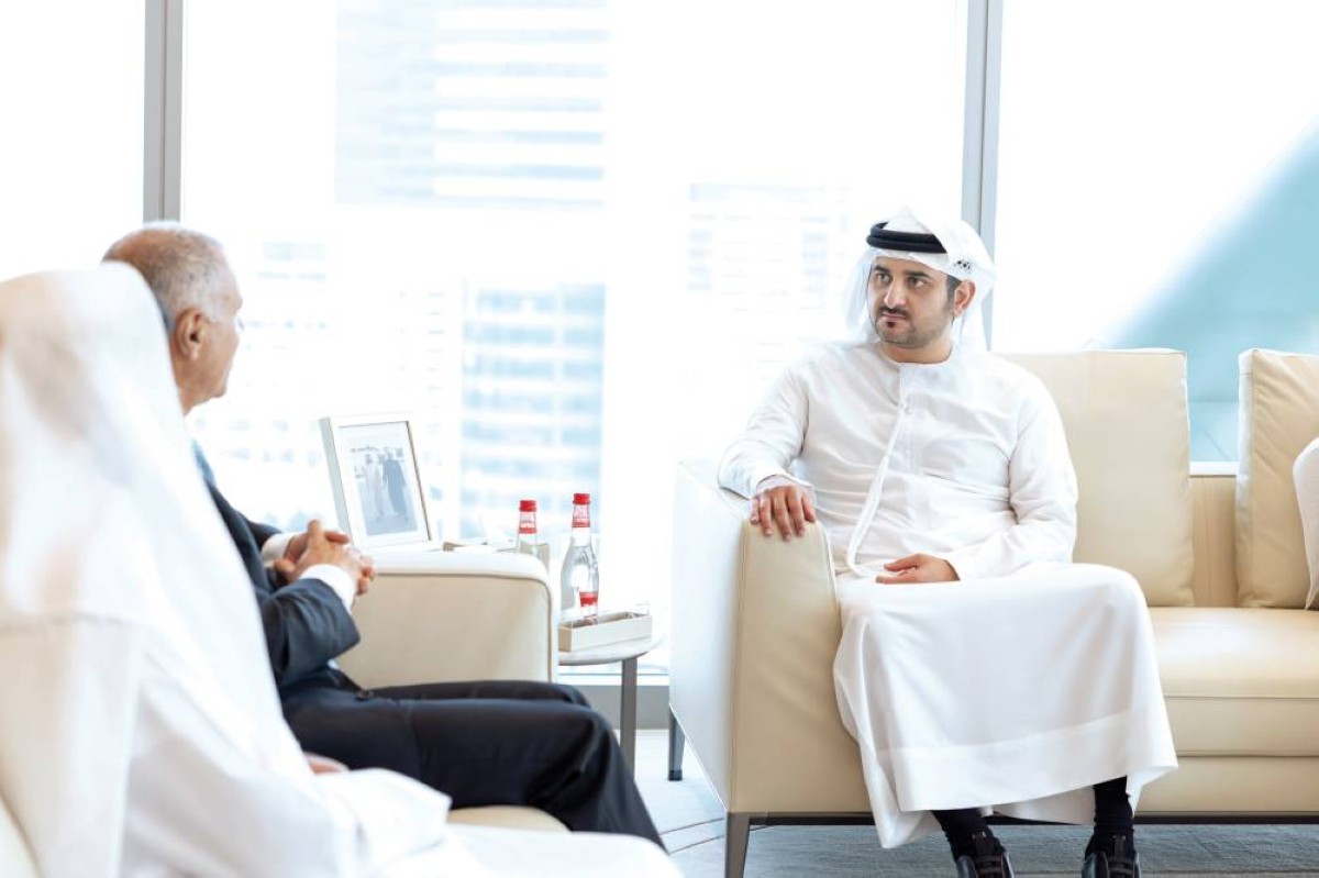 سموه خلال اللقاء مع جورج الحديري الرئيس التنفيذي لمجموعة «إتش إس بي سي»


