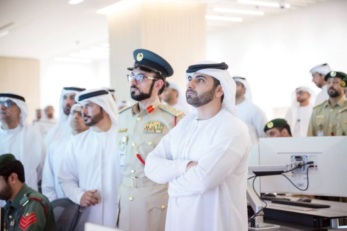 منصور بن محمد خلال الزيارة


