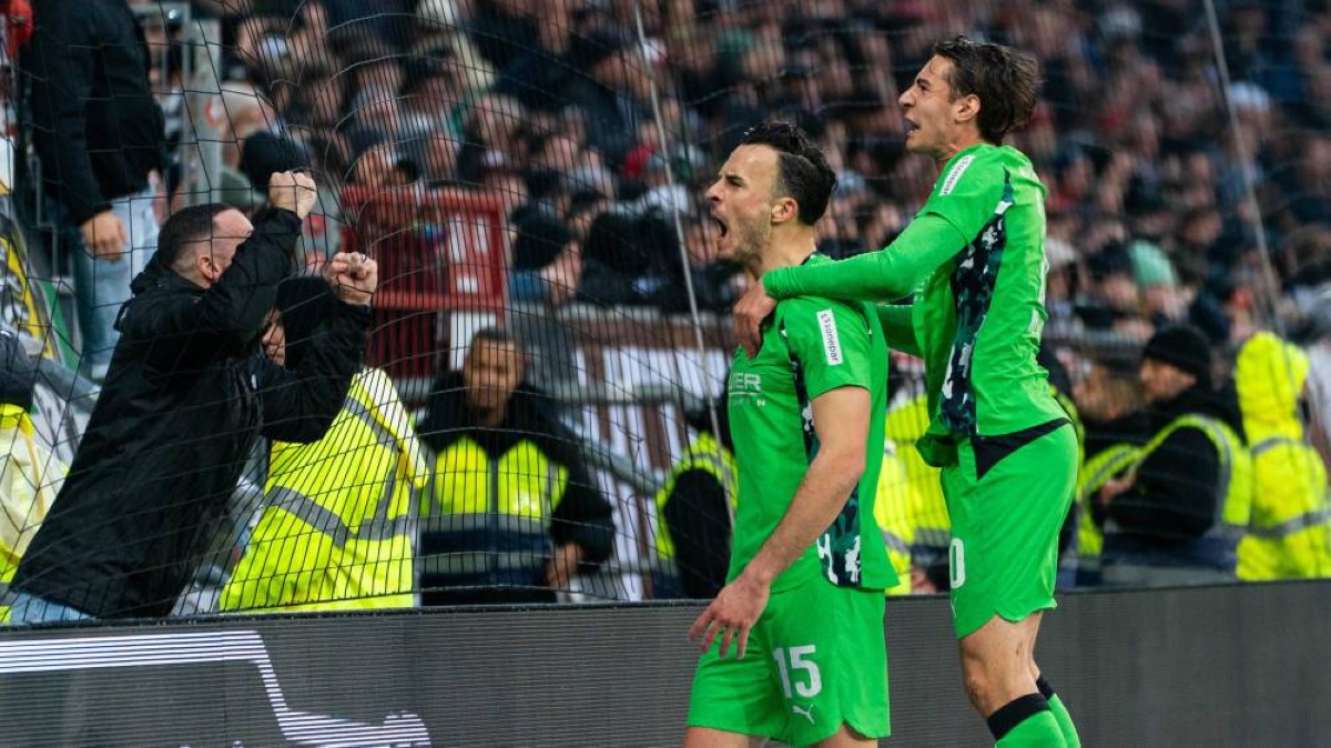 مونشنغلادباخ يحقق فوزه الأول في الدوري الألماني