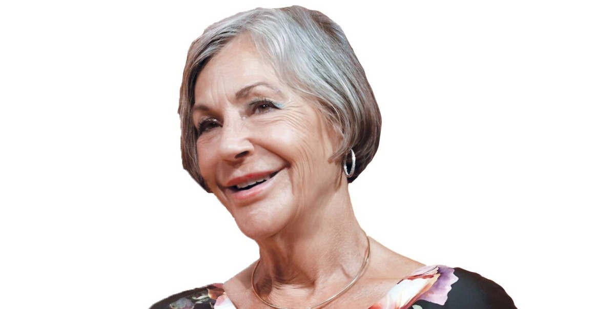 أليس والتون.. المرأة الثانية في نادي «الـ 100 مليار»