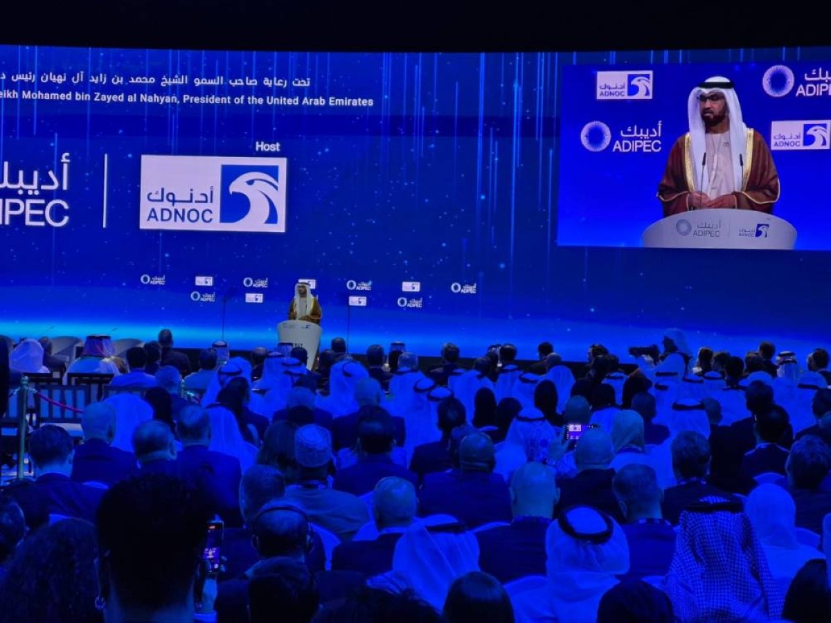 سلطان الجابر في افتتاح «أديبك 2025»: الطلب على النفط سيظل فوق 100 مليون برميل يومياً بعد عام 2040