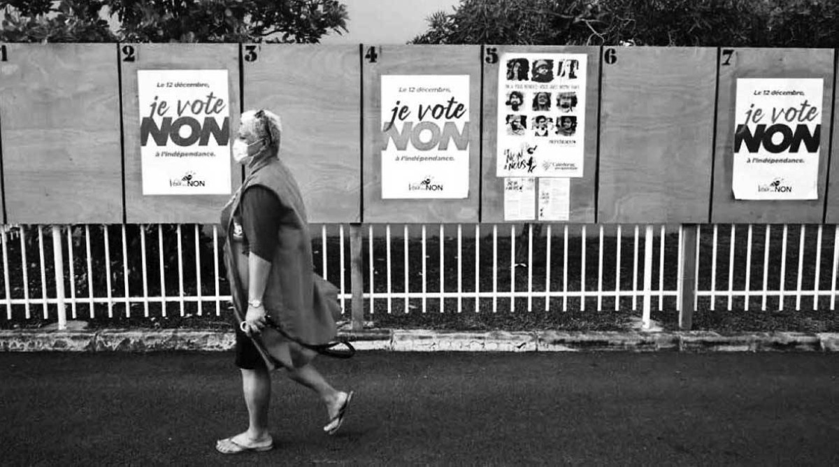 2018 -  سكان كاليدونيا الجديدة يصوتون ضد الاستقلال عن فرنسا.