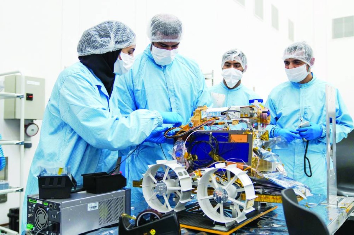 خبرات وطنية أسهمت في تطوير المستكشف «راشد 2» 