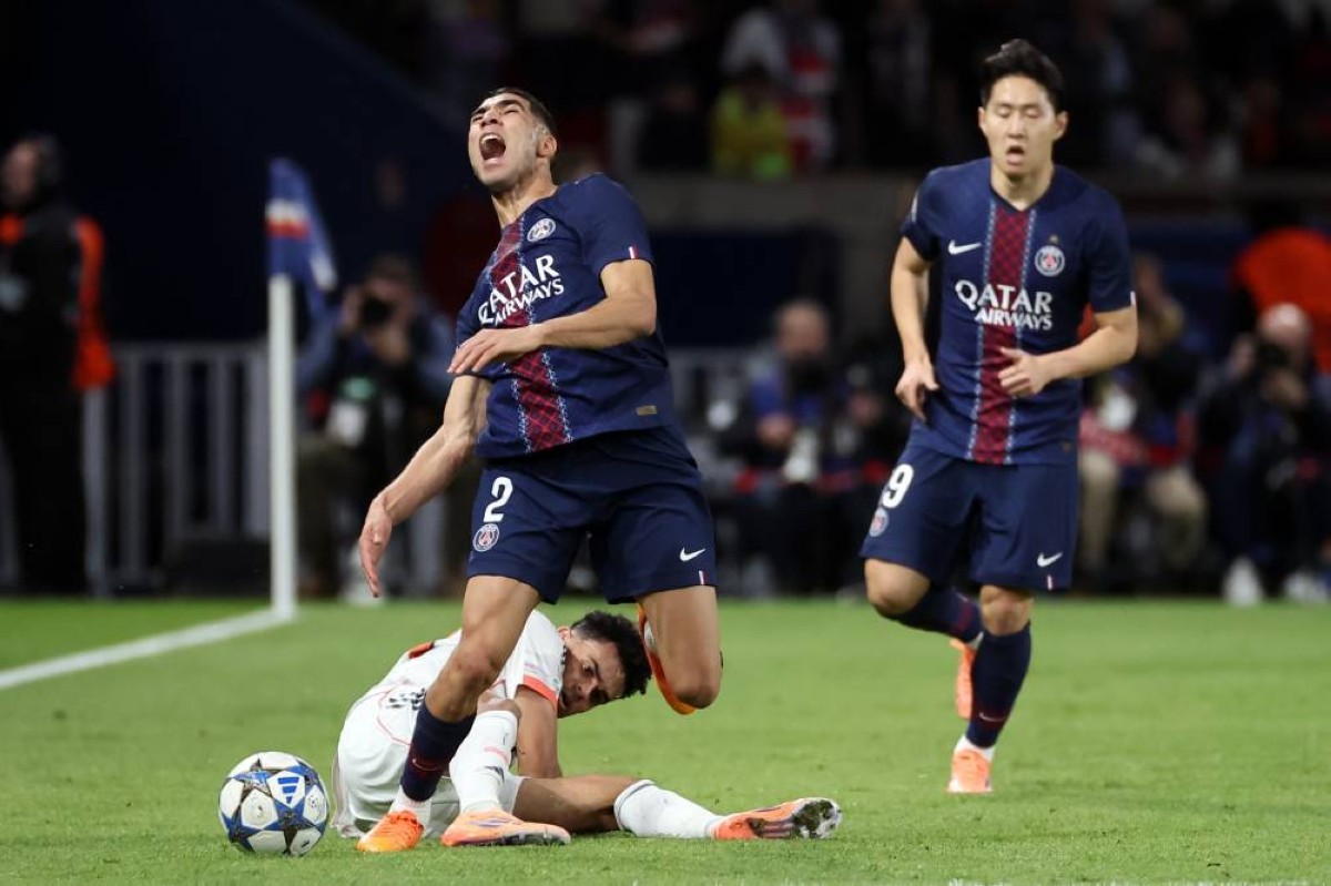 أشرف حكيمي مهدد بالغياب عن كأس الأمم الأفريقية