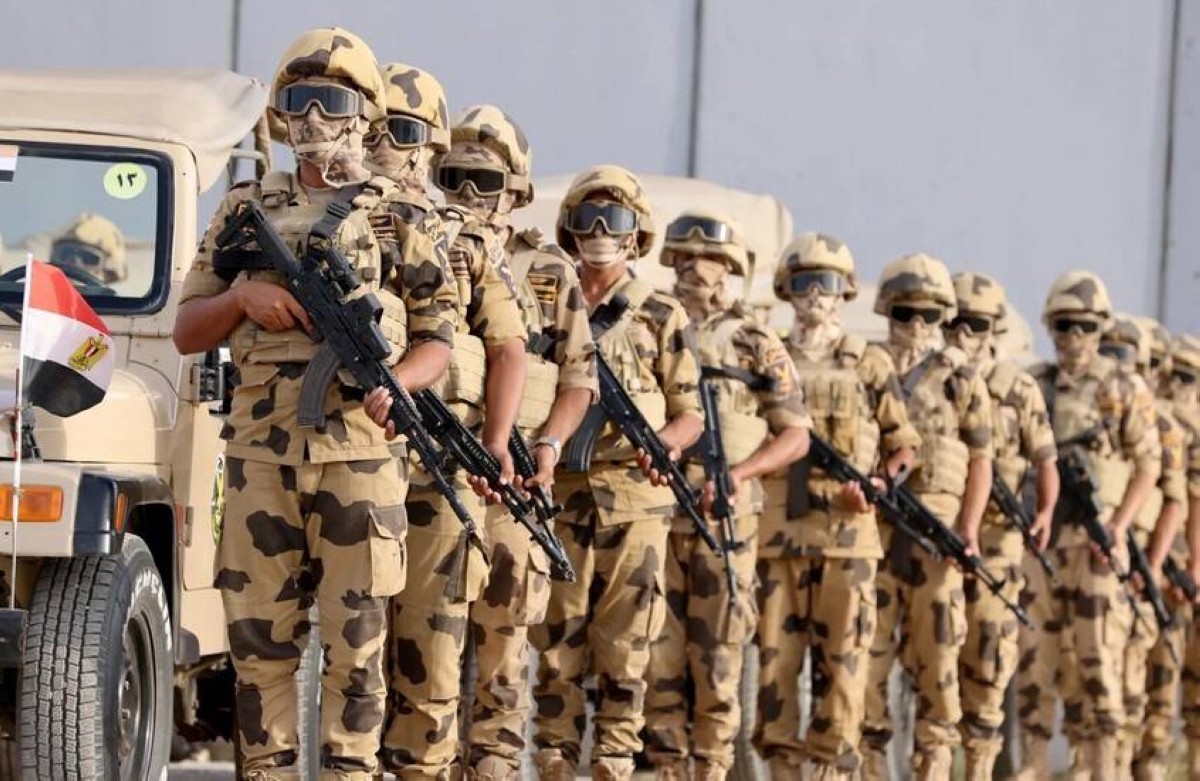 وزير إسرائيلي يحذّر من قوة الجيش المصري