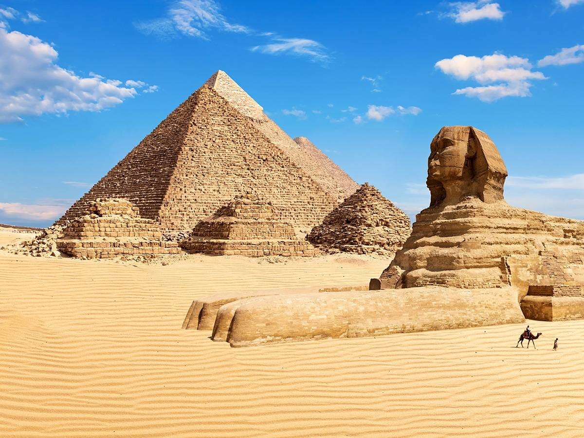 الجيزة تخفي سراً فرعونياً.. اكتشاف غامض تحت الأهرامات يثير حيرة العلماء