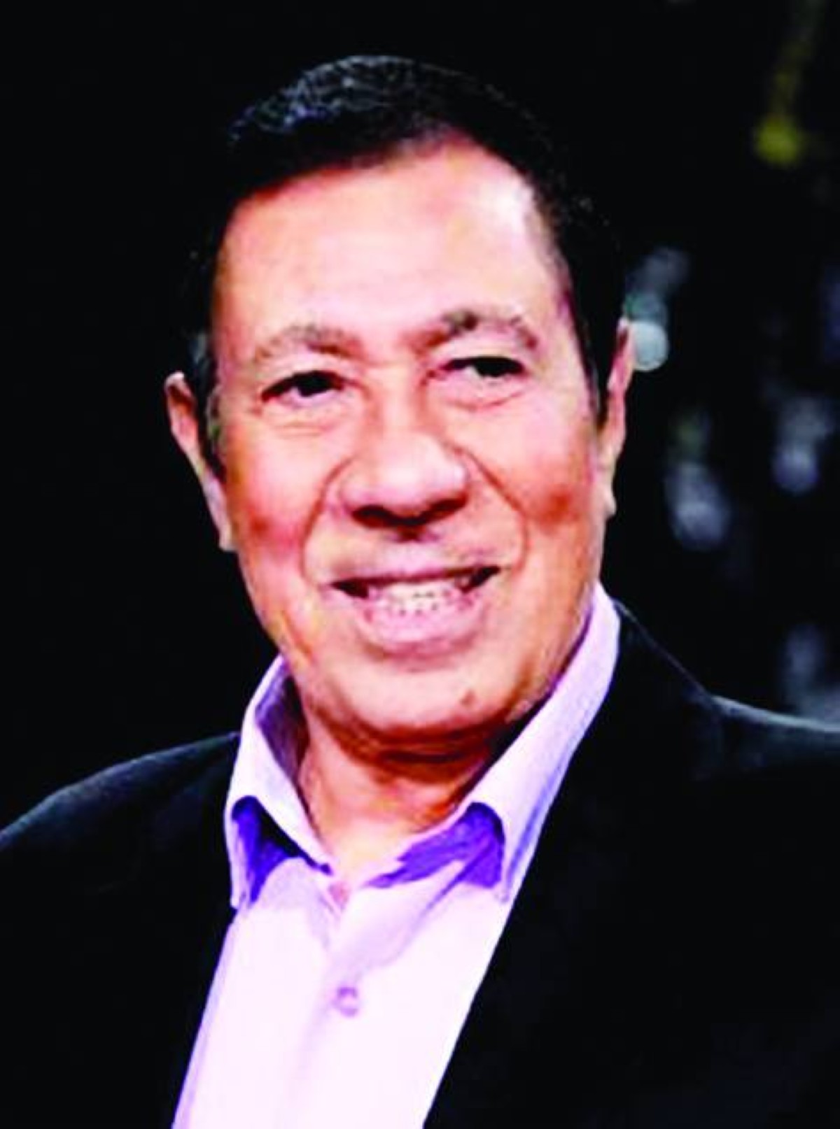 محمد الويس.. من لاعب كرة قدم إلى مونولوجست فمخرج ومذيع