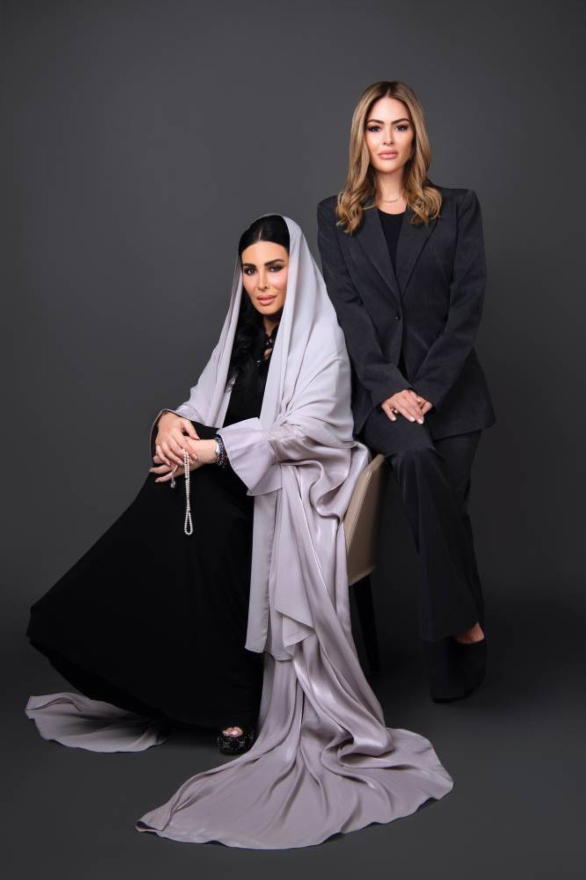 رشا خليفة المبارك وكارلا ديبيلو