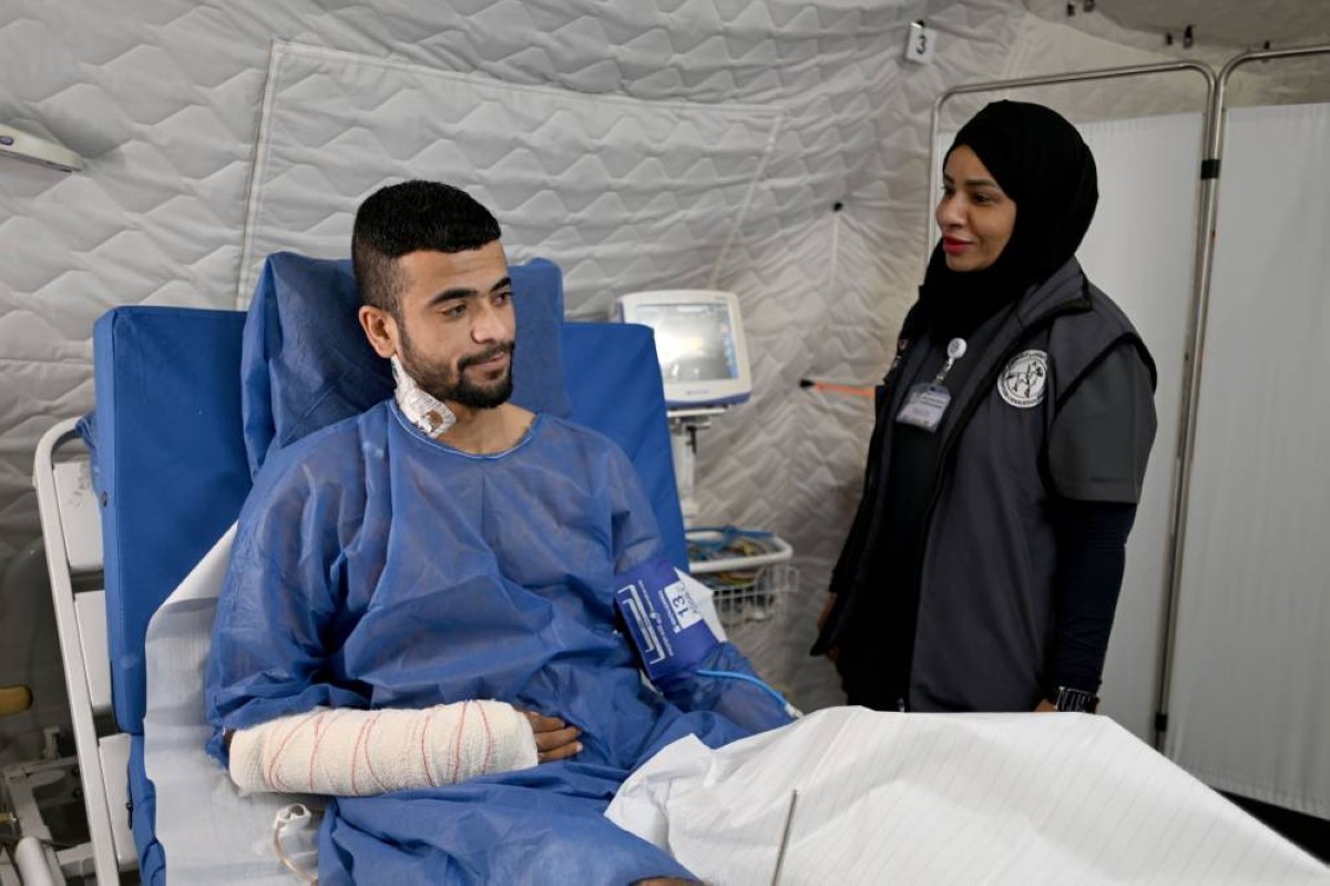 المستشفى الإماراتي العائم في العريش يجري تدخلاً جراحياً نوعياً لشاب فلسطيني